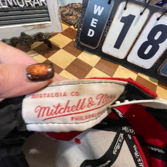 Chicago Bulls - Picture 7 of 8